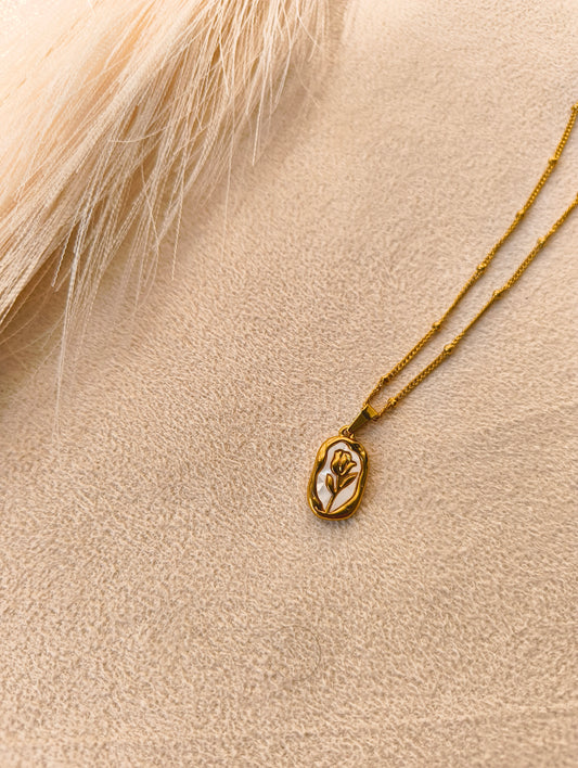 Clavicle flower pendant (anti-tranish)