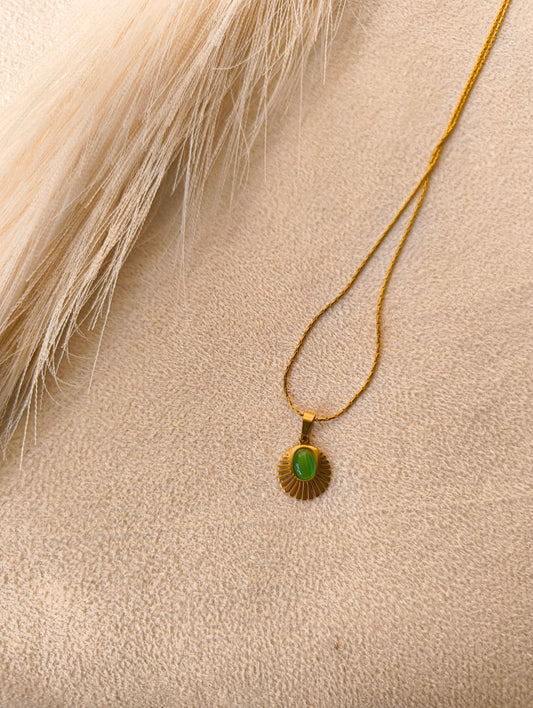 Green stone golden feather pendant (anti-tranish)